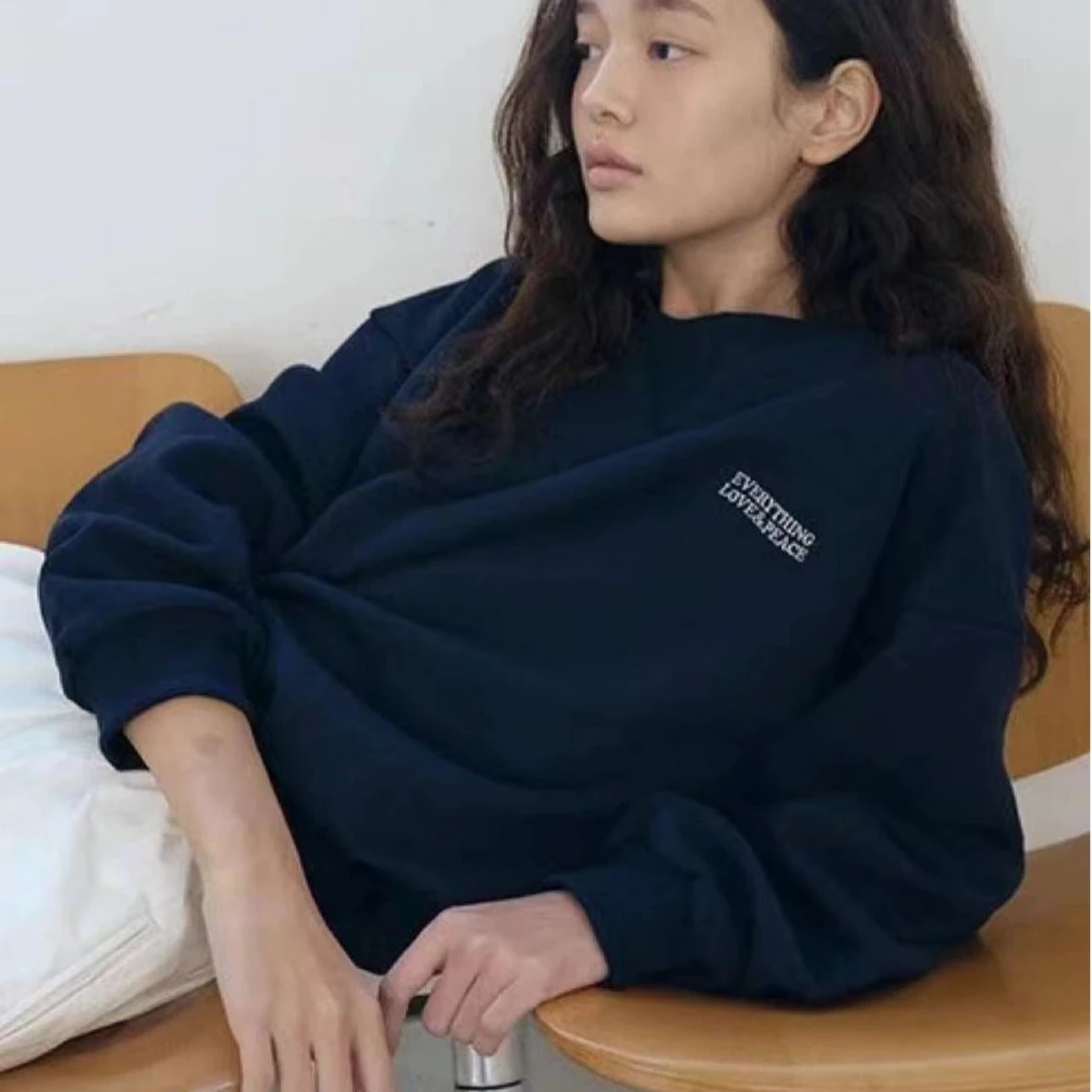 AW24821  URAGO设计师刺绣圈圈鸡心圆领卫衣