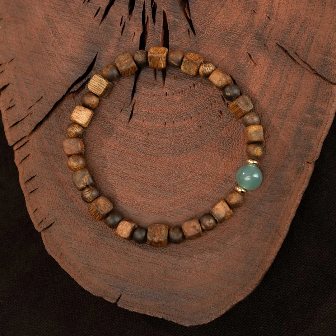 沉香海南棋楠沉香约5.5mm方糖圆搭配多样性发一 mdb