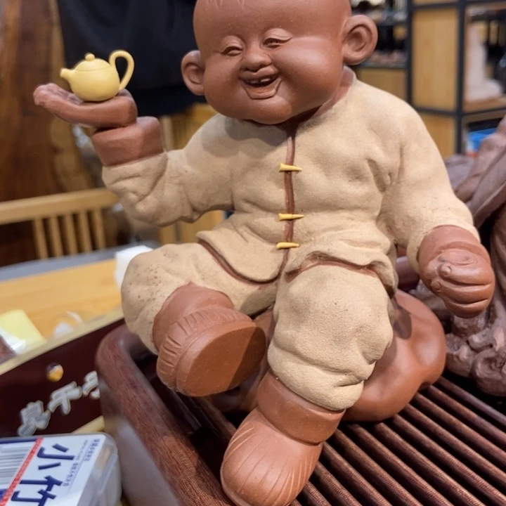 紫砂茶宠走**停雕塑作品