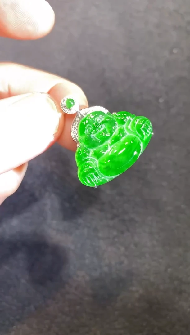 【闪购商品】翡翠吊坠(不含链)18K金镶嵌多样性发货发一件不含链