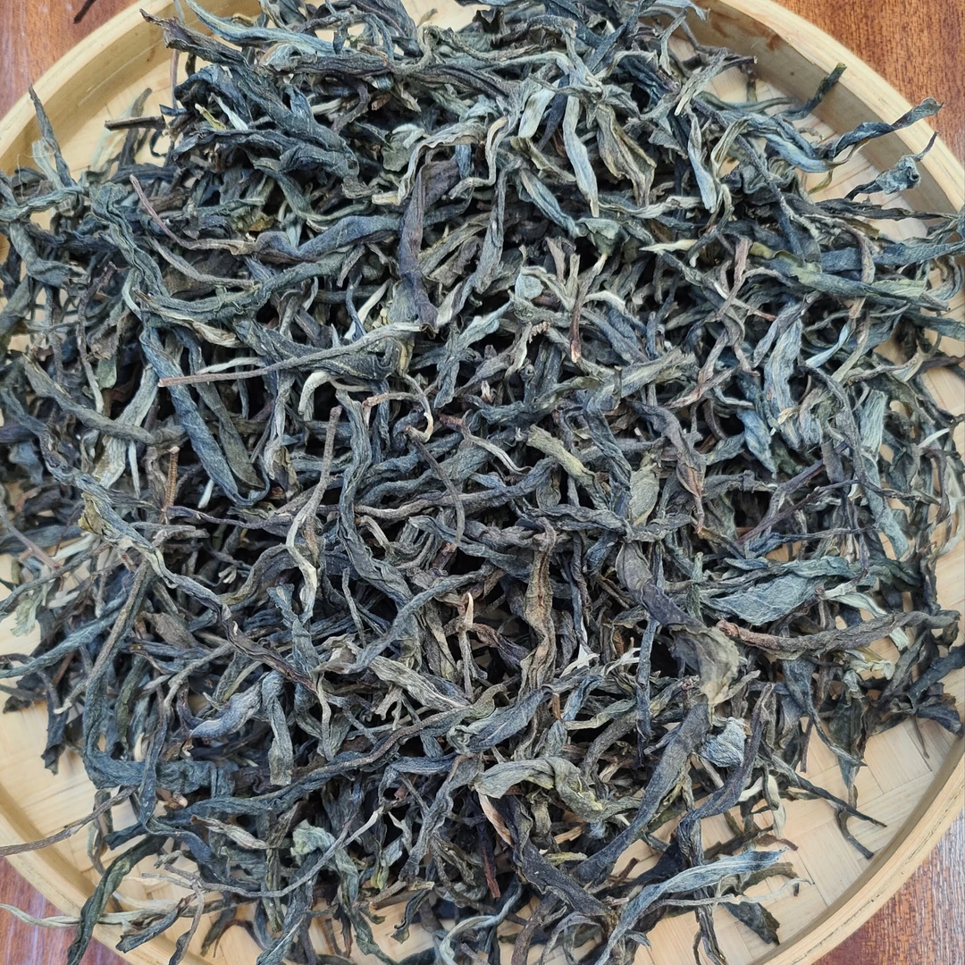2025年昔归忙麓山核心区古树秋散茶