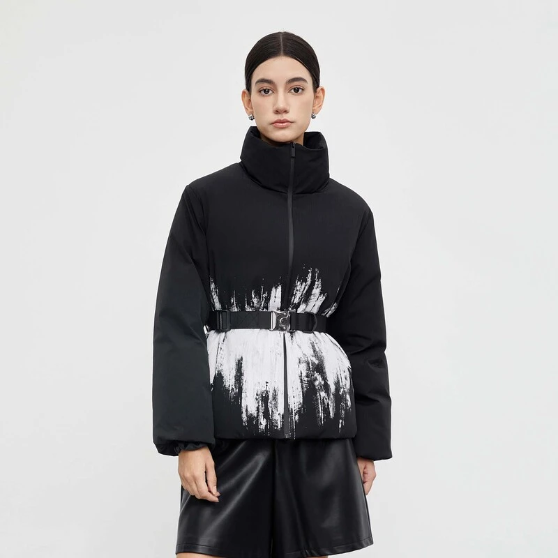 S·DEER圣迪奥女装时尚立领撞色保暖晕染收腰短款羽绒服S23483102