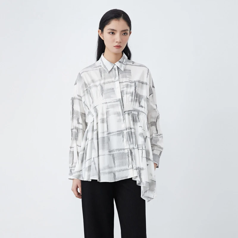 S·DEER圣迪奥女装时尚休闲翻领水墨晕染拼接不规则衬衫S21460518