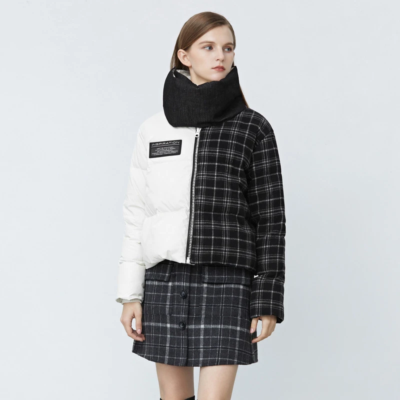圣迪奥女装时尚高领格纹拼接撞色字母短款羽绒服S21482485