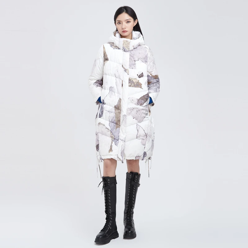 sdeer圣迪奥女装潮流高领连帽字母印花系带长款羽绒服S21482475