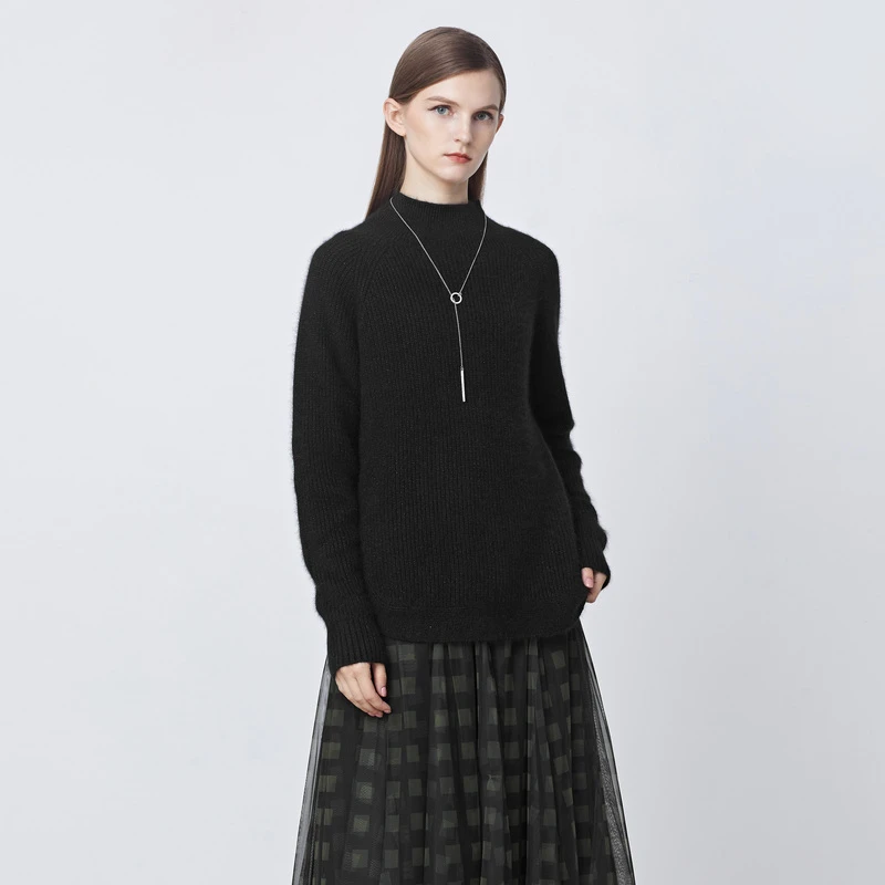 S·DEER圣迪奥女装休闲半高领亮丝宽松黑色针织衫S21483552