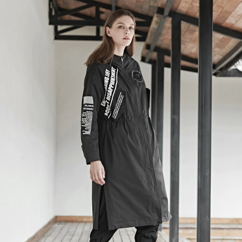 S·DEER圣迪奥休闲连帽字母图案贴布开衩下摆长款风衣S19161805