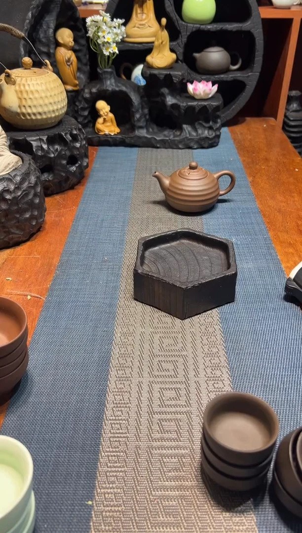 【闪购商品】香樟木木雕一物一拍