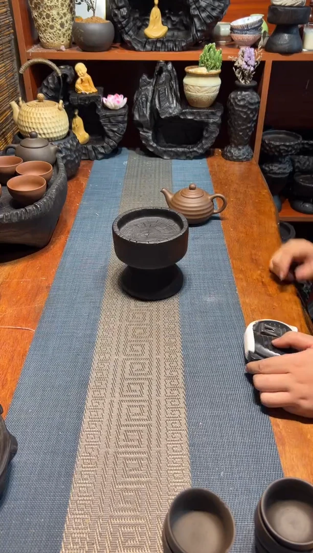 【闪购商品】香樟木木雕一物一拍