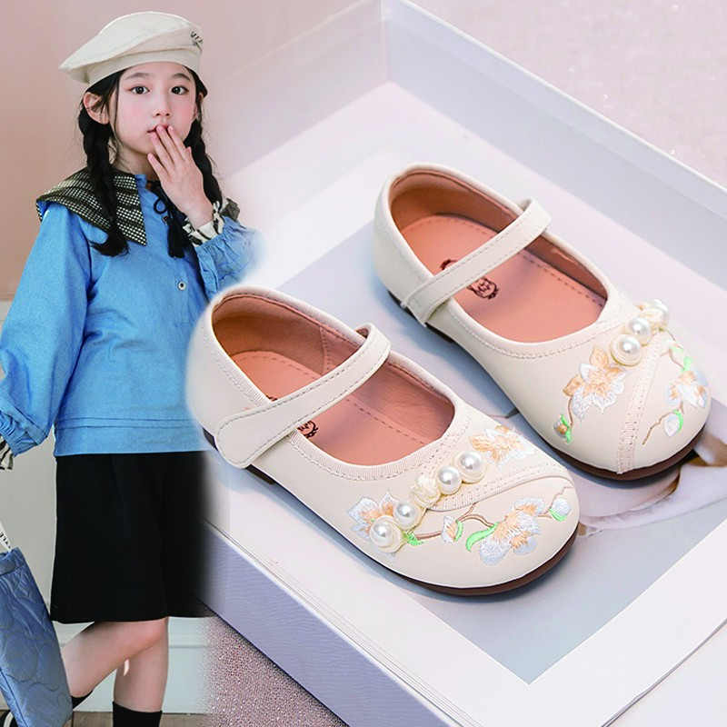 2025新款春秋女童汉服鞋儿童鞋子软底宝宝豆豆鞋公主鞋小女孩皮鞋
