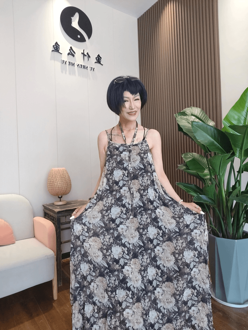 度假风吊带背心连衣裙