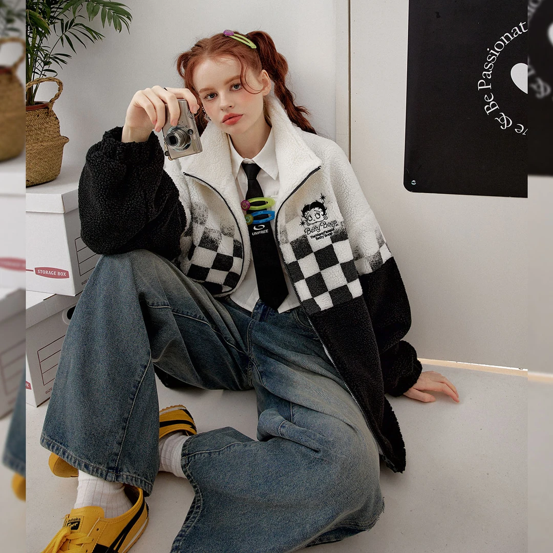 unifree【UNIFREE X Betty Boop】冬款甜酷少女撞色棋盘格女式外