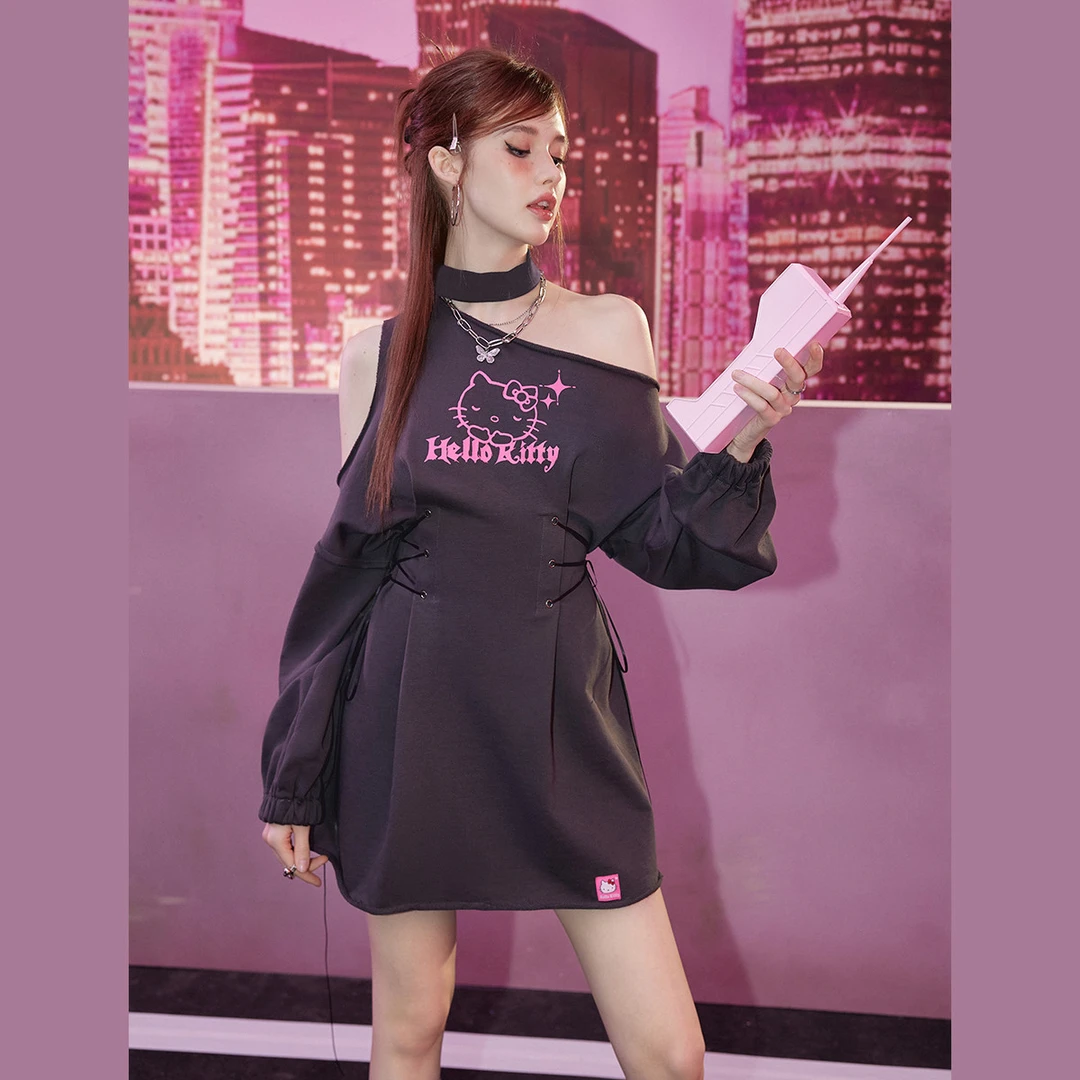 UNIFREE暗黑卫衣裙女朋克摇滚设计感辣妹连衣裙