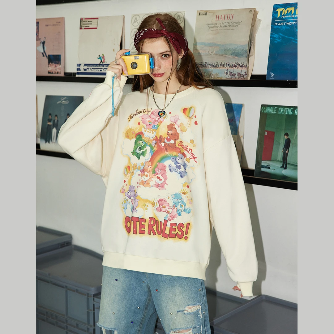 unifree【爱心小熊联名】学院风圆领卫衣慵懒风上衣热恋情侣装时尚