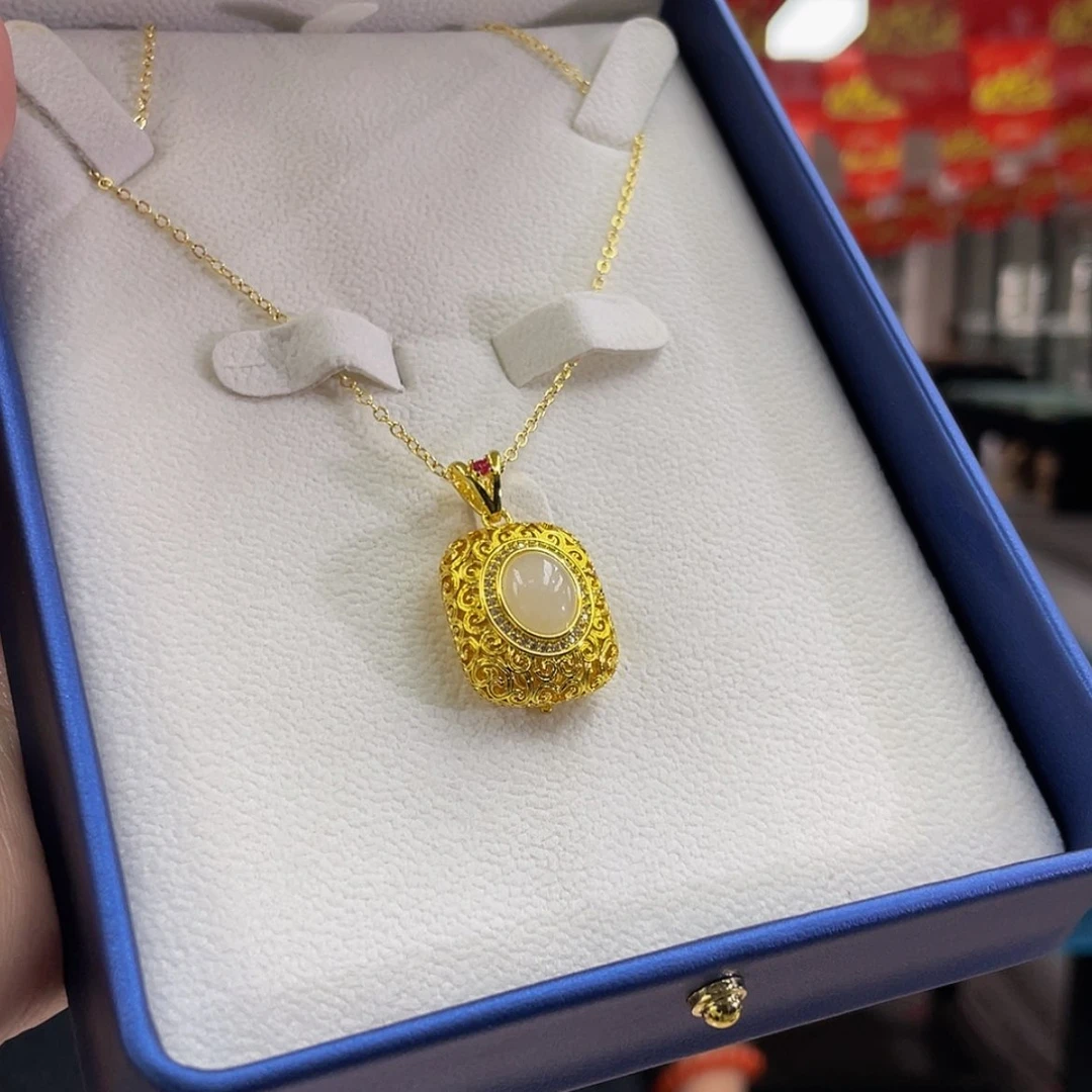 【闪购商品】和田玉颈饰18K金镶嵌