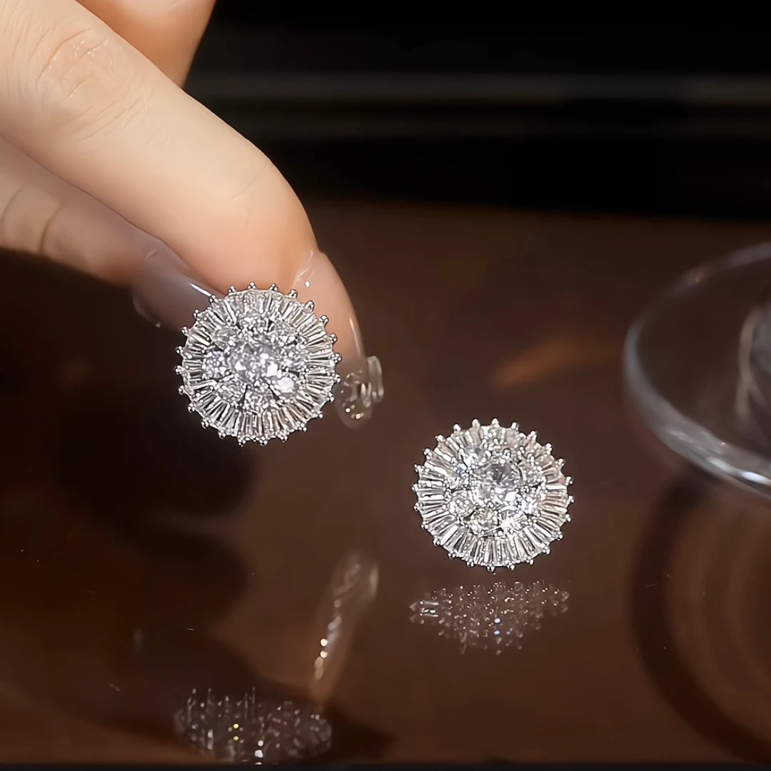 铜合金耳饰 秋冬气质独特闪亮耳环轻奢百搭小众设计感满钻耳饰