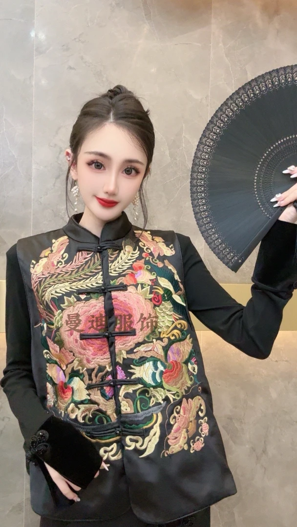 新中式牡丹花刺绣马甲3