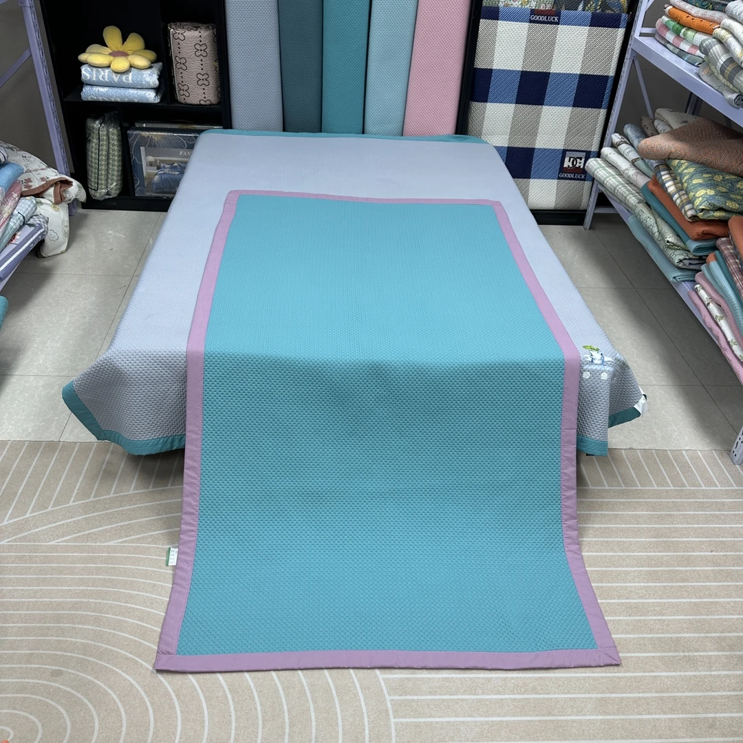 湖蓝120*220cm双面加厚床盖四季款恒温沙发垫学生宿舍床垫防滑款