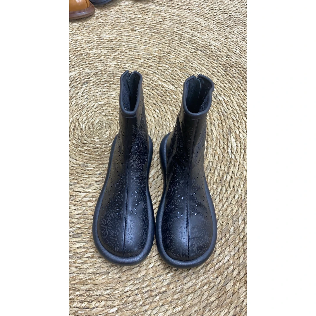 复古时尚百搭镂空短靴软底软面太阳花低跟舒适单靴标准码17191