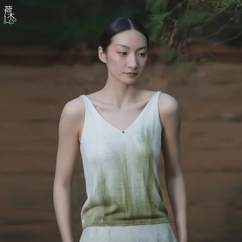 荷木HEMU碧溪·鸡心领背心