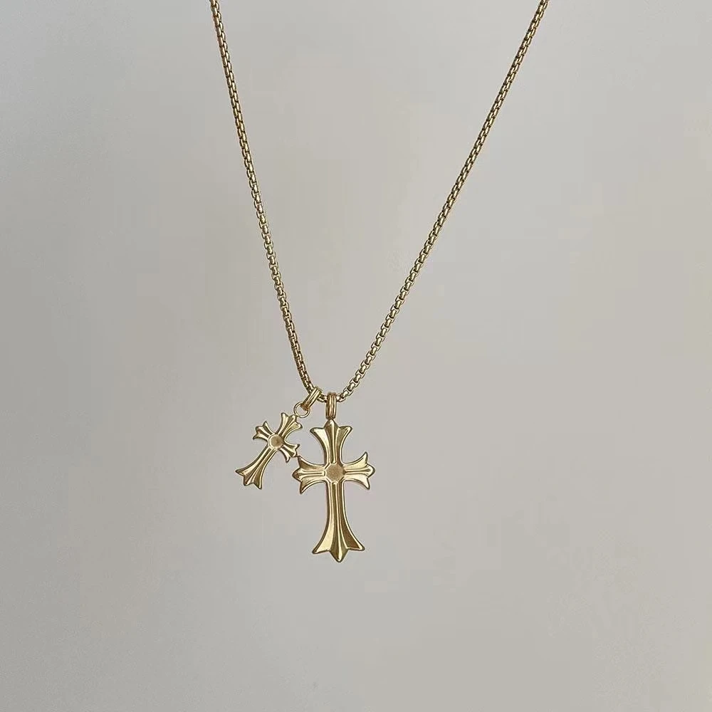 钛钢项链 时尚双十字架项链小众轻奢个性简约潮嘻哈高级锁骨链