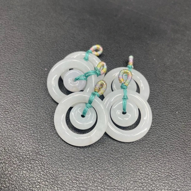 缅甸天然翡翠冰晴水子母扣吊坠/多样性发货/发一件/尺寸约18-25mm