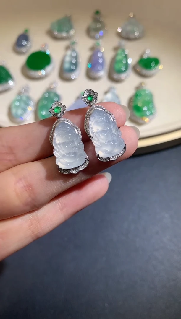 【闪购商品】翡翠吊坠(不含链)18K金镶嵌C144|（多样性发其一）3980+0