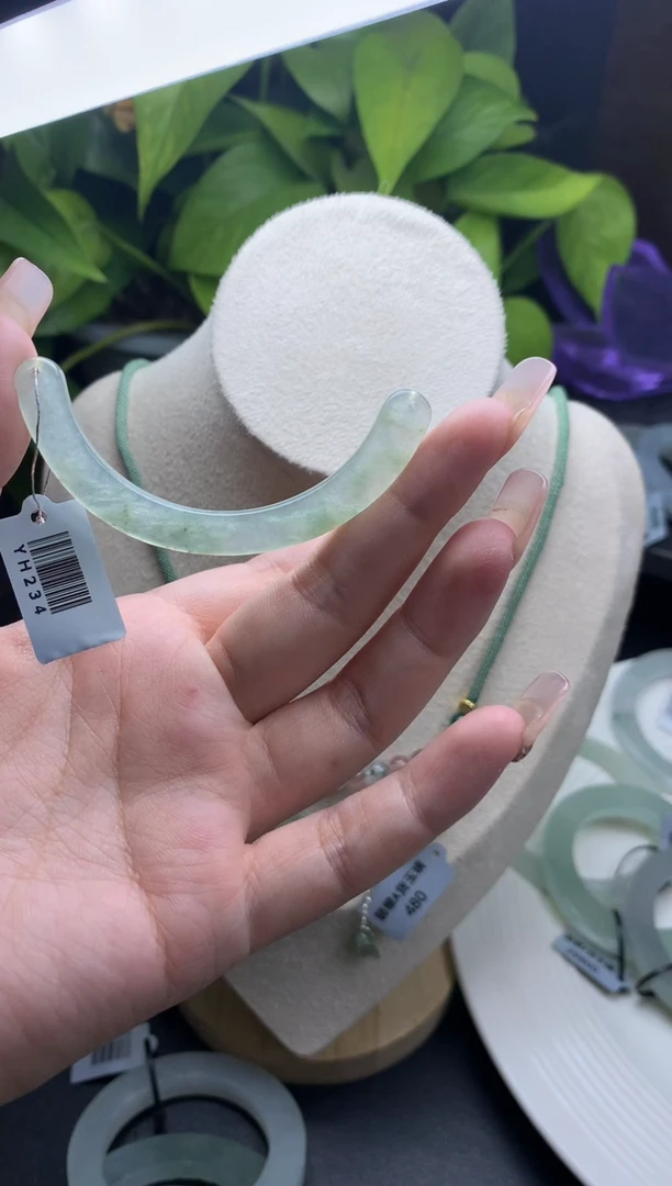 【闪购商品】翡翠挂件未镶嵌【成品】