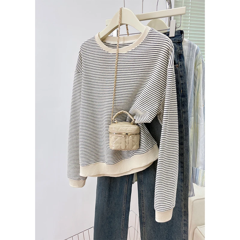 秋冬慵懒风条纹长袖卫衣女宽松遮肉别致女装洋气减龄显瘦上衣服潮
