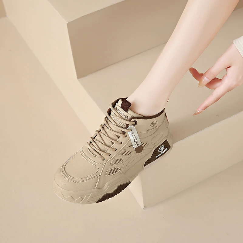 高帮女鞋秋季2024新款百搭中帮休闲板鞋学生厚底内增高轻便运动鞋