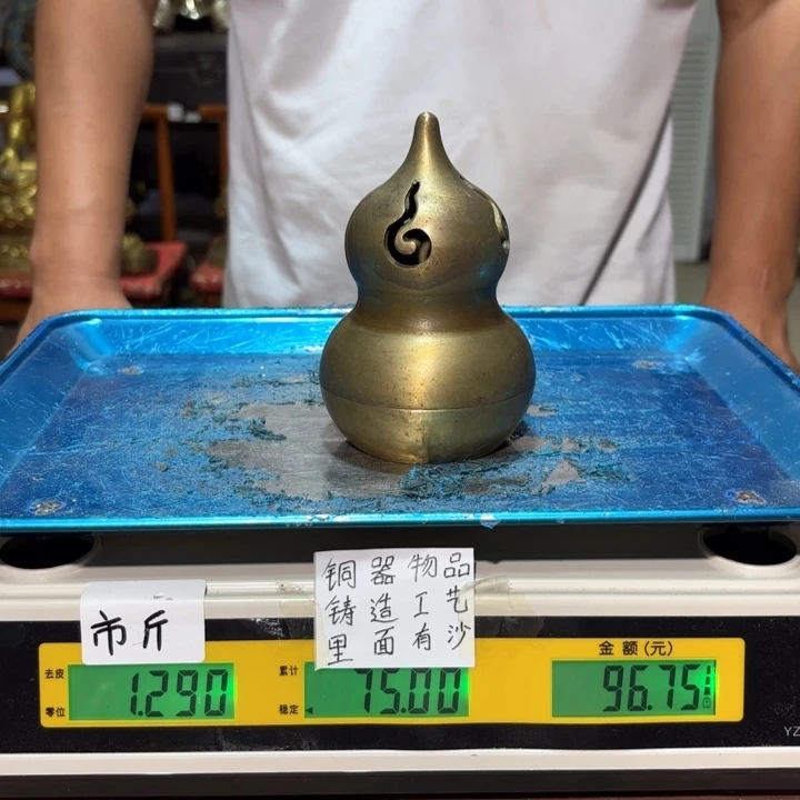 008 铜器摆件理性消费