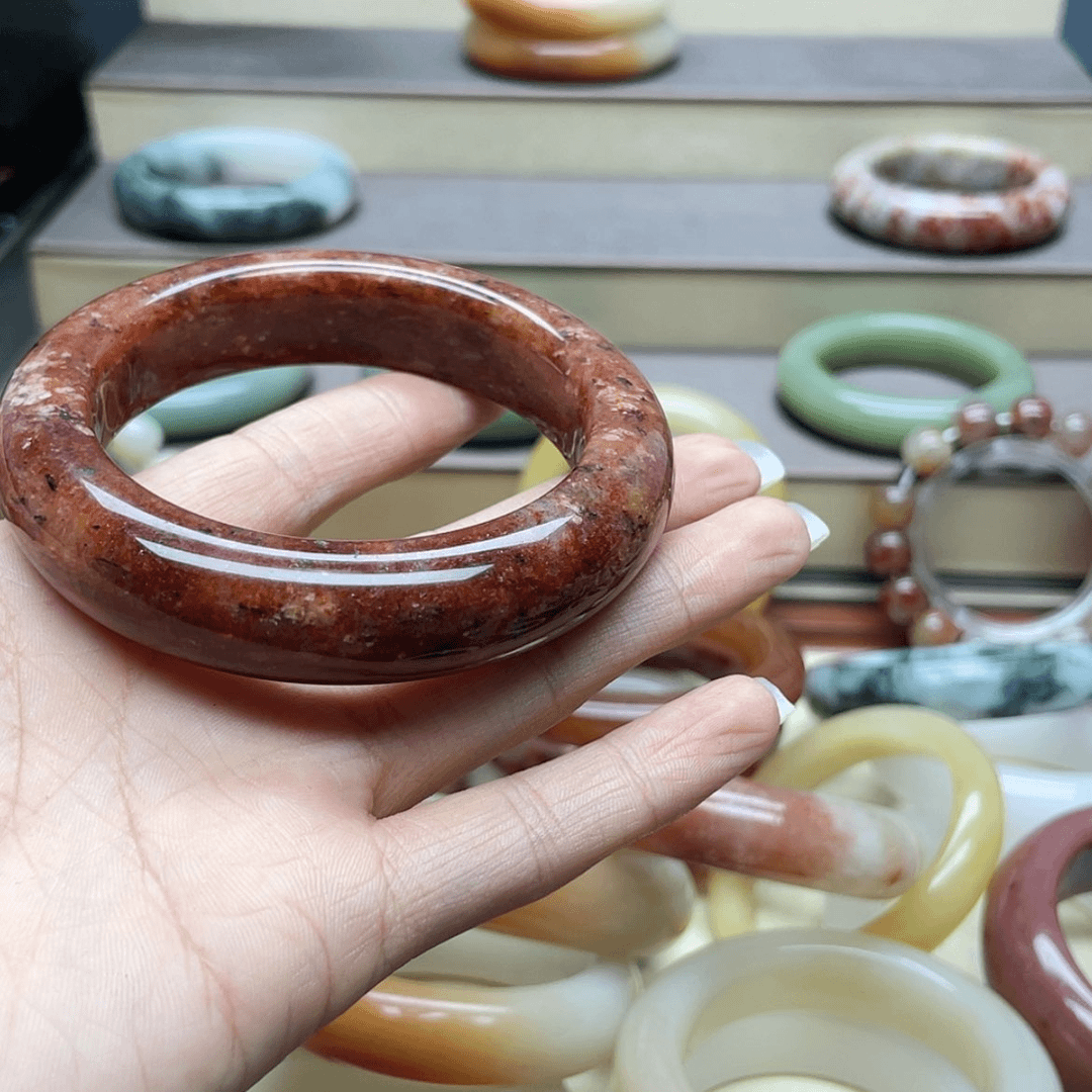 【闪购商品】石英质玉手镯未镶嵌流***云