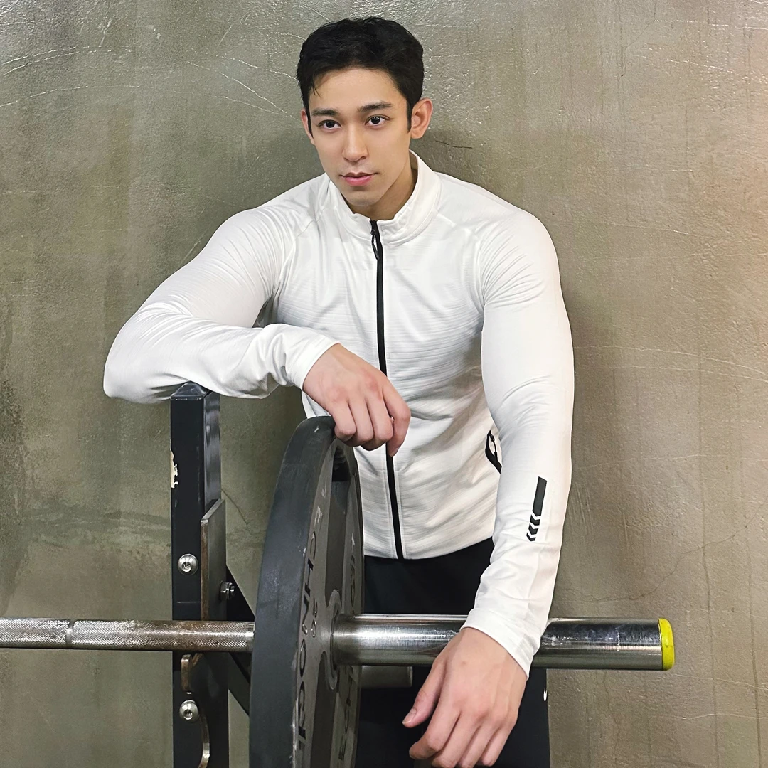 VEST UP秋季运动服健身立领长袖外套男士跑步训练修身透气速干潮