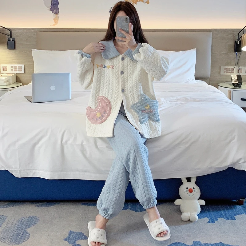 空气夹层可爱外穿春秋冬季睡衣女新款星月宽松加厚保暖大码家居服