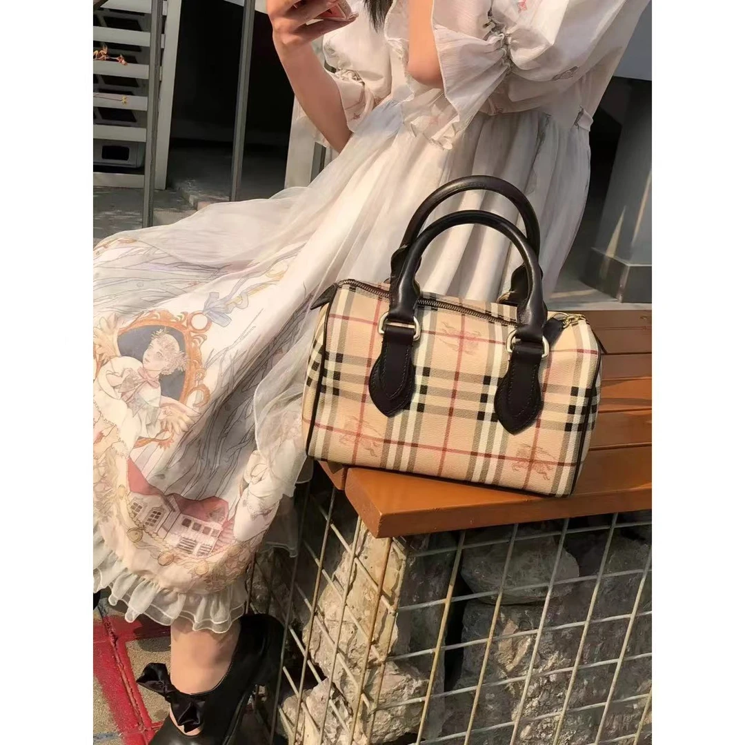 95新 BURBERRY/博柏利 肥肥中古/巴宝莉 Burberry/战马波士顿30