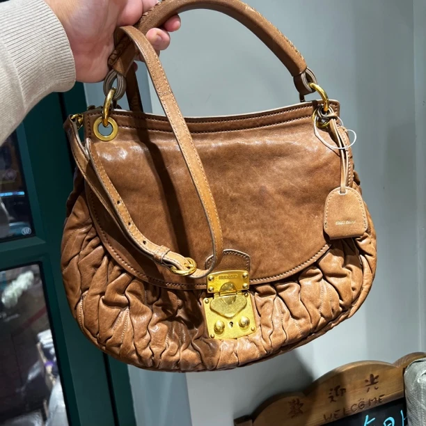 95新 MIU MIU/缪缪 MiuMiu元宝包 斜挎单肩