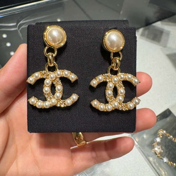 全新未使用 Chanel/香奈儿 24A珍珠双c吊坠耳钉
