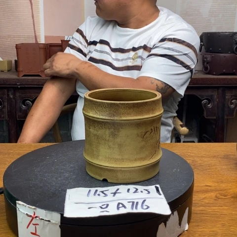 紫砂花盆货号一只A716