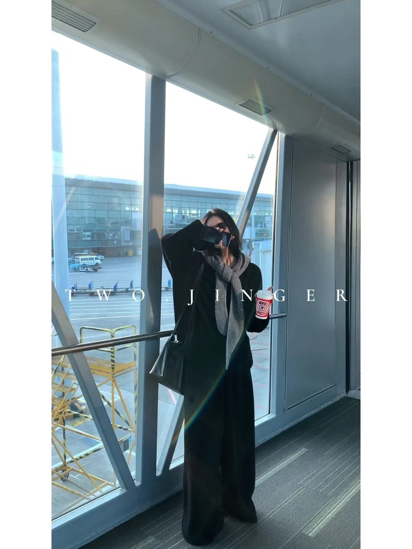 二静子 极简约时尚（松弛套装）懒人必备不挑人加厚上衣+裤子HG7688