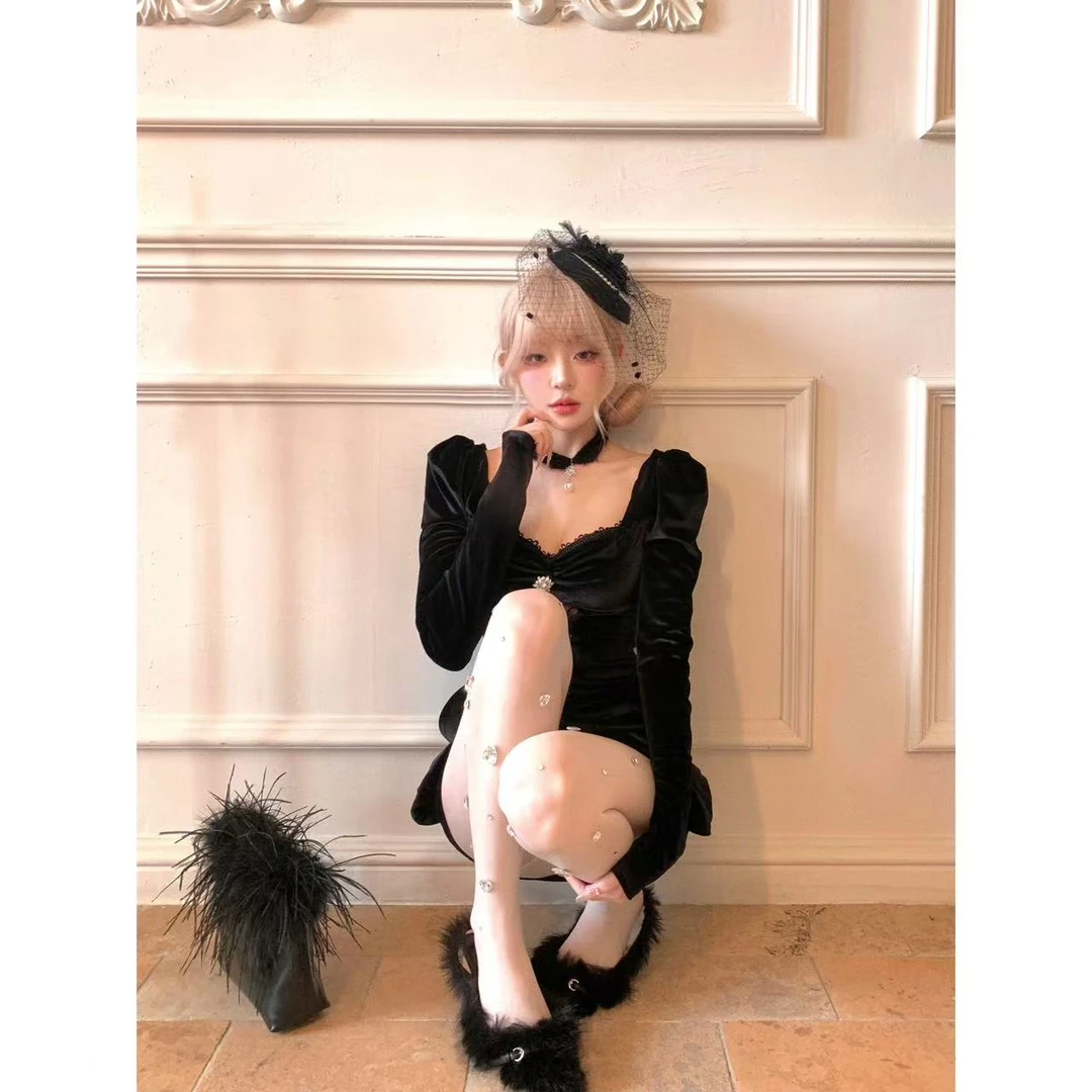 甜梨呆呆 心动圣诞夜  双色圣诞约会丝绒连衣裙