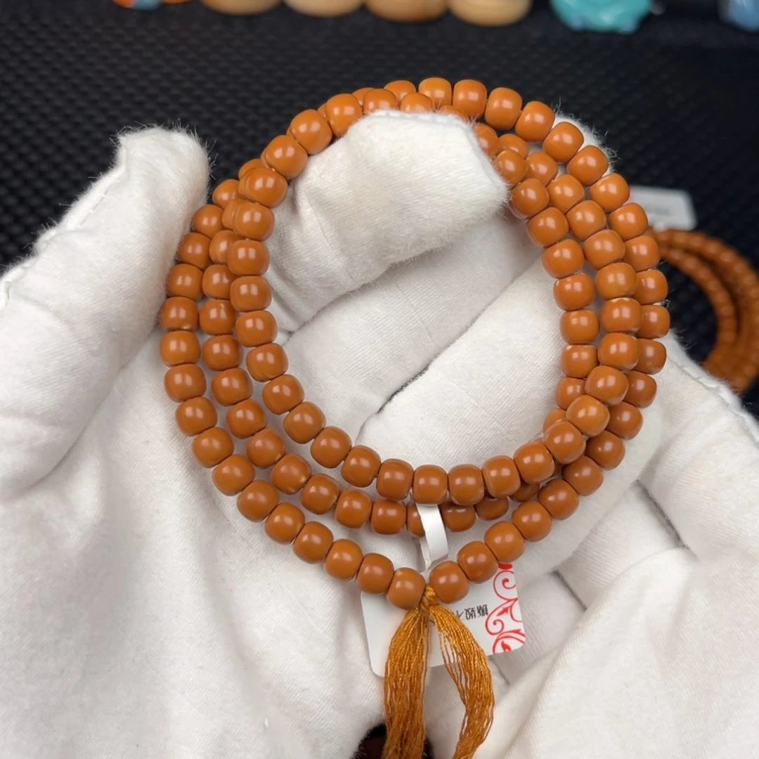 橄榄核核雕0.64cm橄榄核尖极限弧挂脖