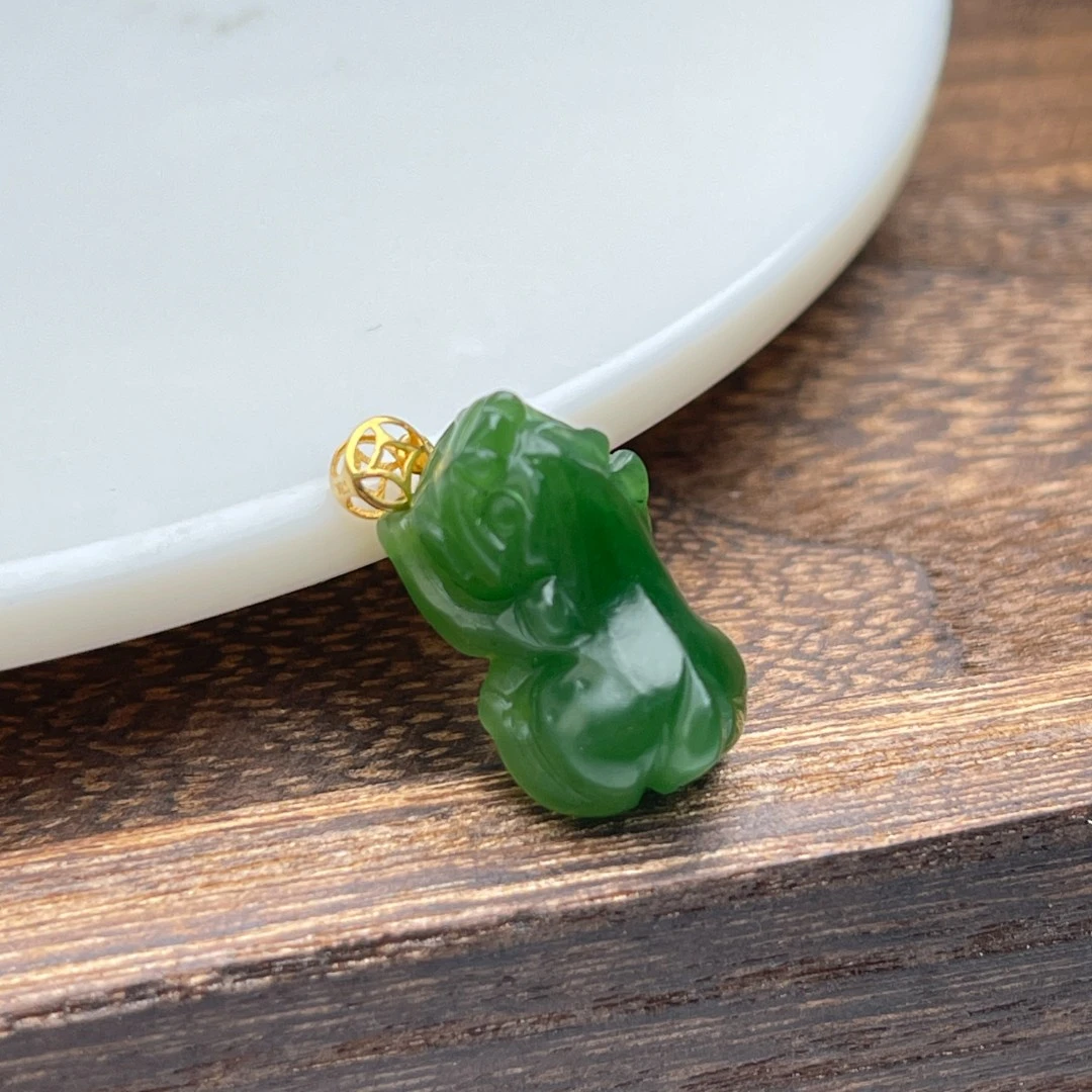 【春日珠宝】菲菲珠宝好*18K碧玉貔貅吊坠