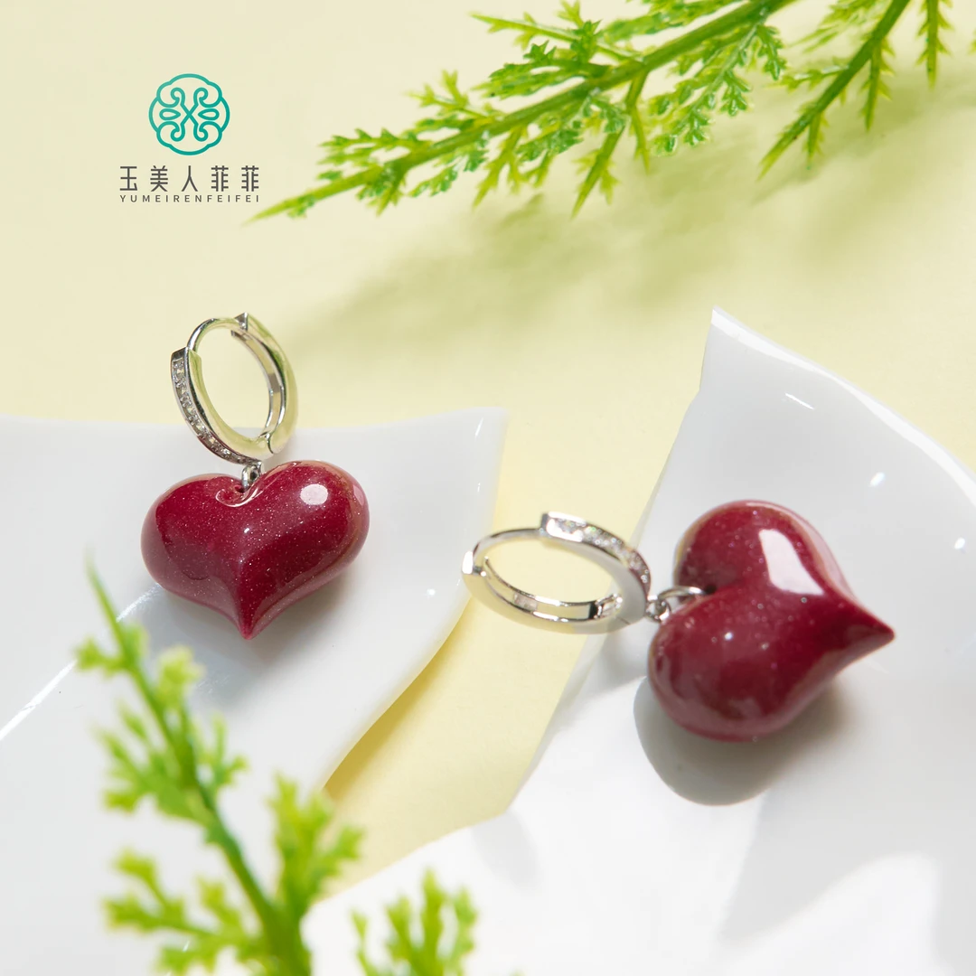 含辰砂工艺品菲菲珠宝好*S925朱砂爱心约15*16mm耳扣