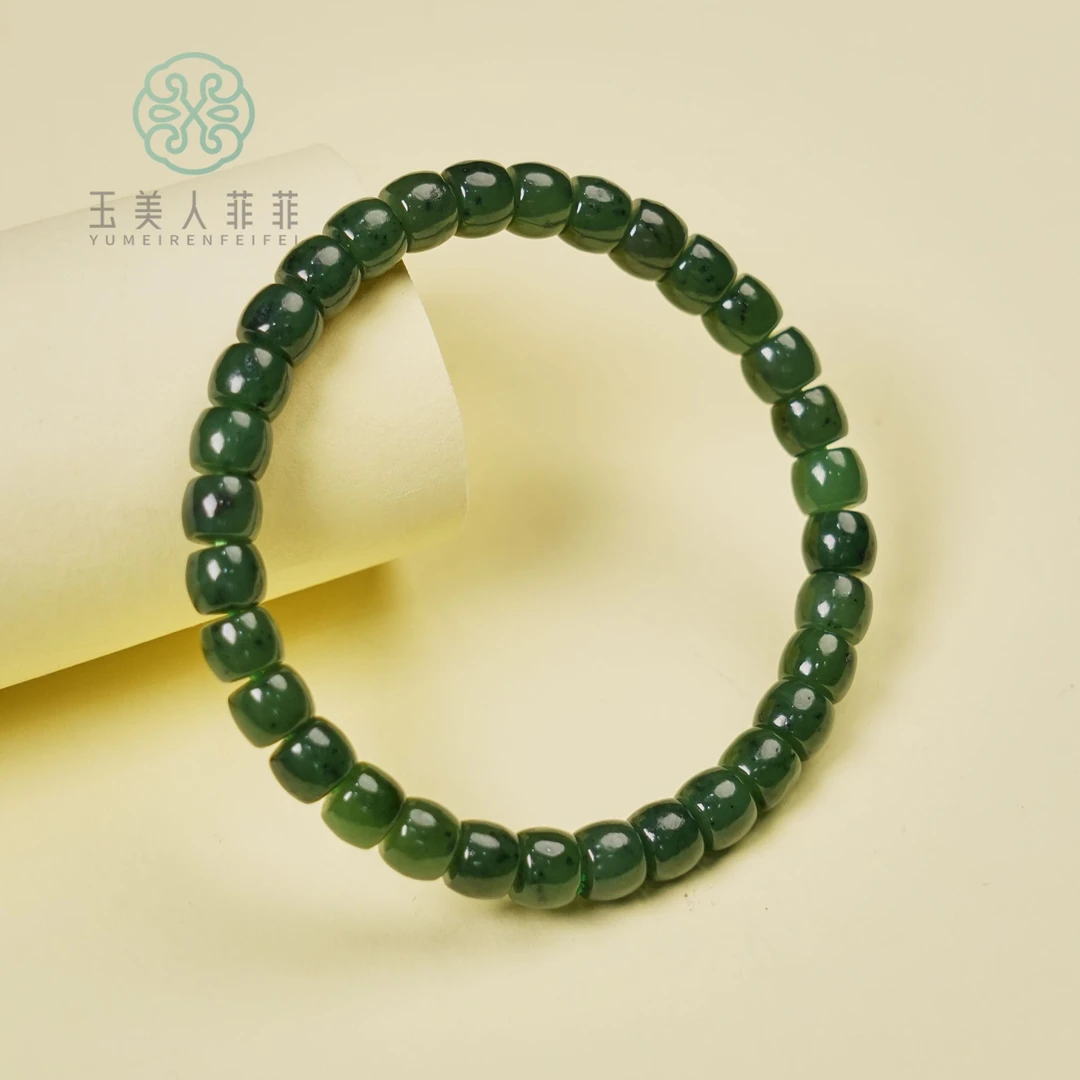 玉美人菲菲~碧玉直切约6*7mm手串