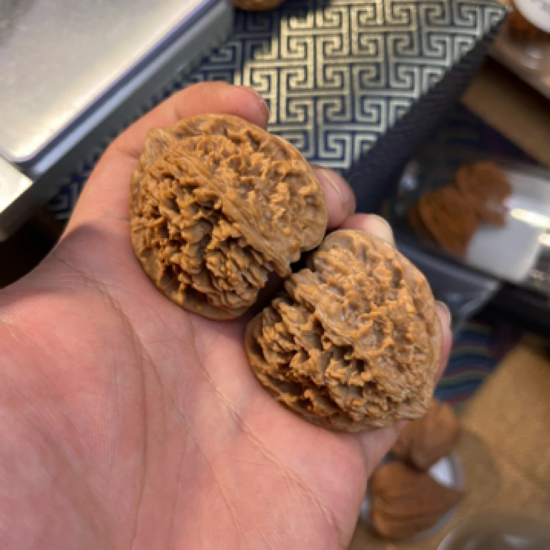 44全品百花山原生满天星 精配6面54克