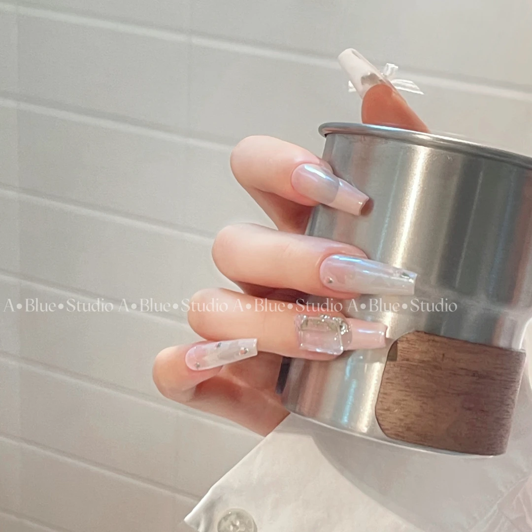 「雾色花香」關於藍色夏日郁金香蕾丝气质渐变手工可拆卸穿戴甲