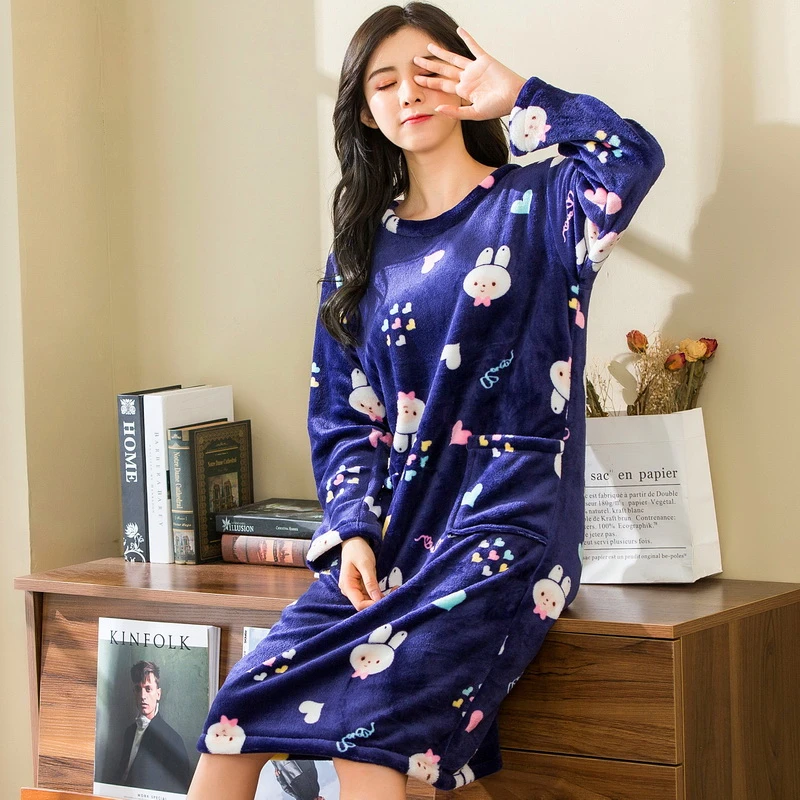 加厚网红秋冬法兰绒睡裙女连体睡衣家居服珊瑚绒甜美长款浴裙大码