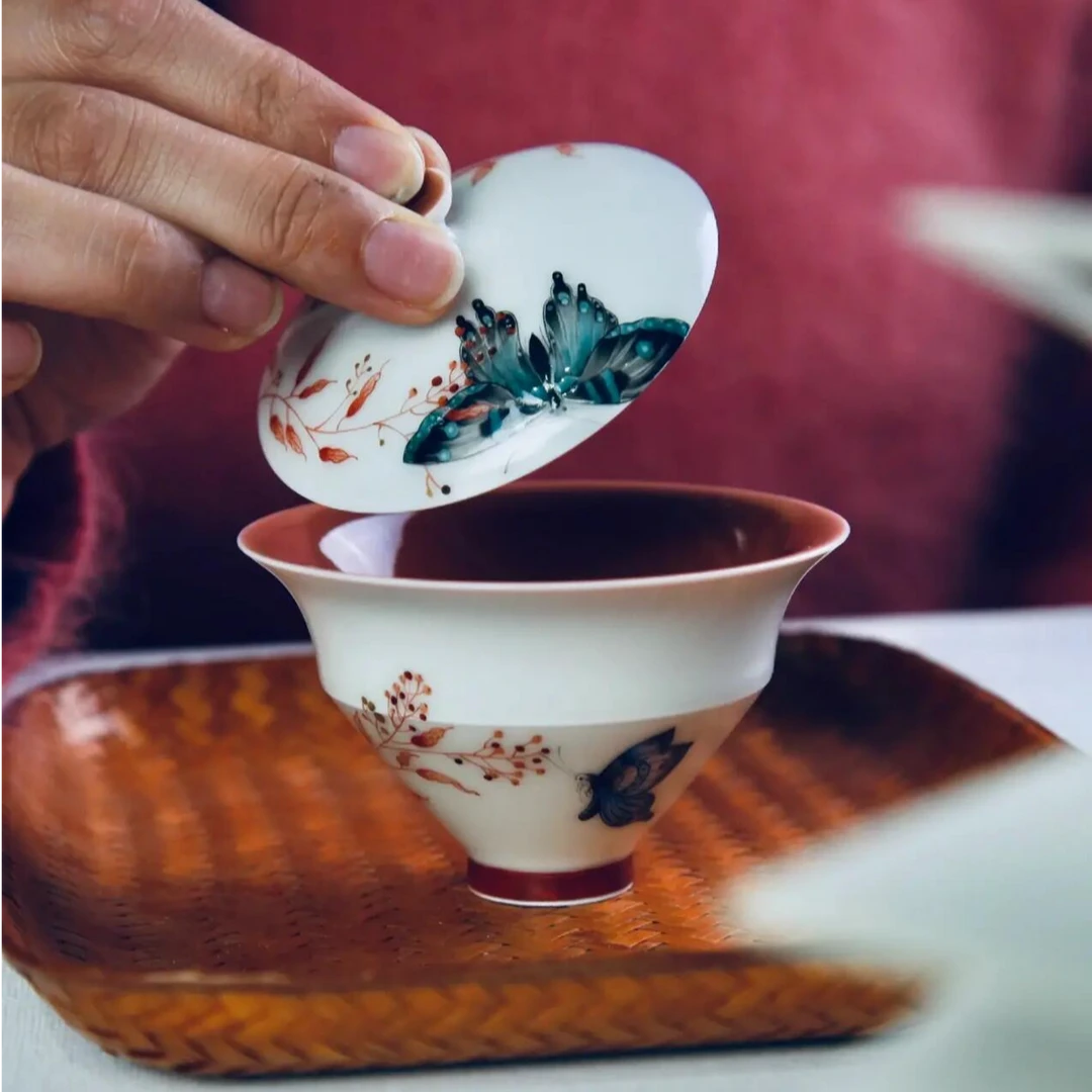 三秋月26-缤纷蝶韵斗笠盖碗 景德镇手工手绘回传蝴蝶盖碗