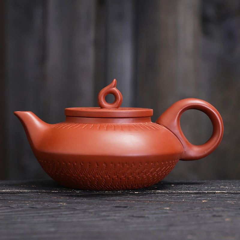 原矿紫砂纯手工朱泥大红袍跳刀纹神灯壶-250cc手制茶壶