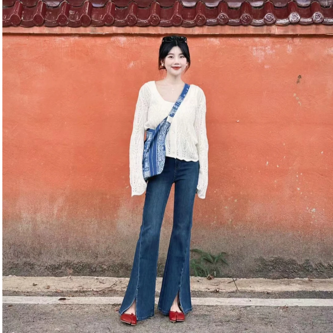 2024新款初秋季休闲简约上衣搭配气质时尚百搭开叉微喇牛仔裤女